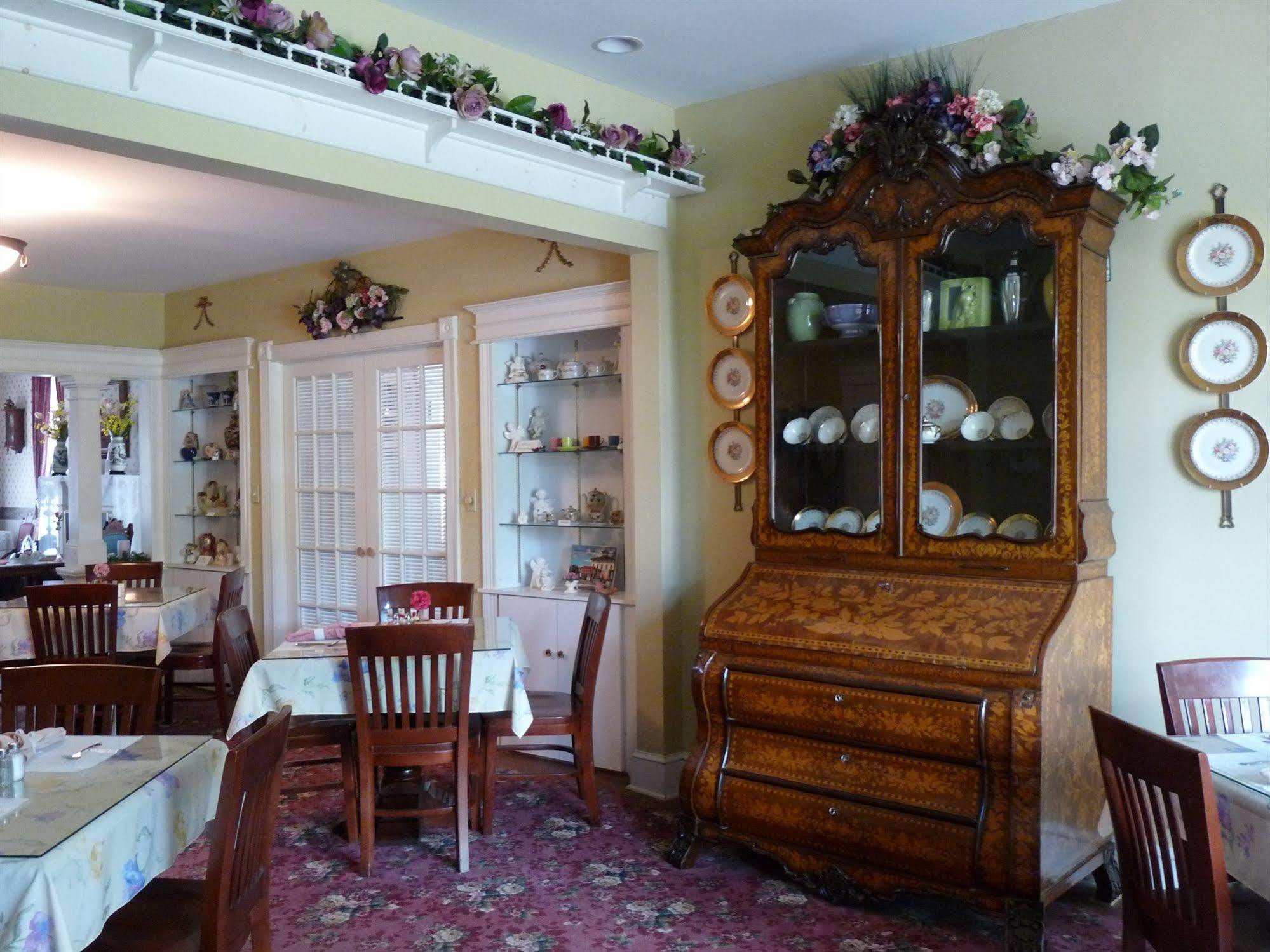 J. D. Thompson Inn Bed And Breakfast Tuckerton Exterior photo